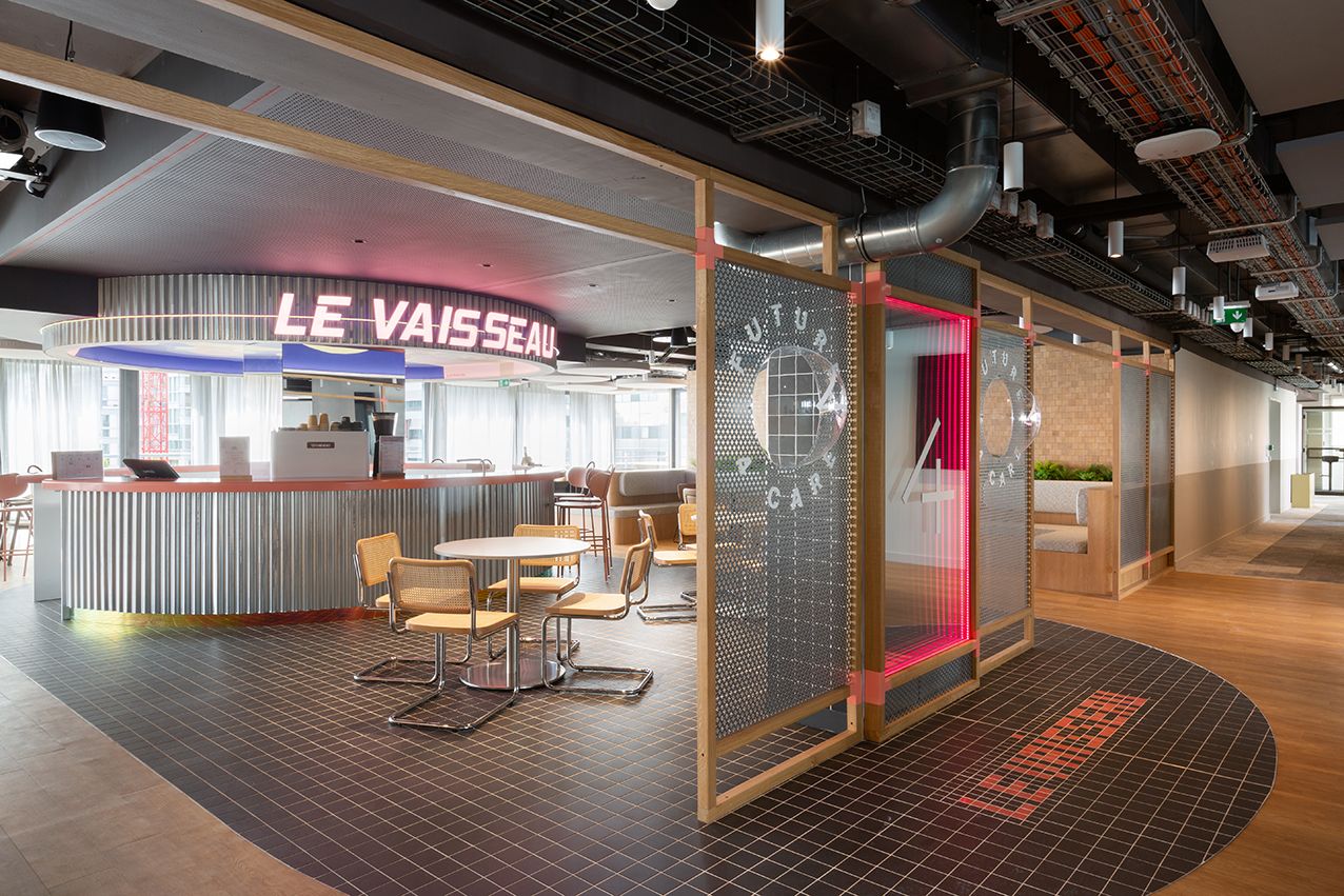 La couleur au service des bureaux : comment allier bien-être, productivité et tendance ?