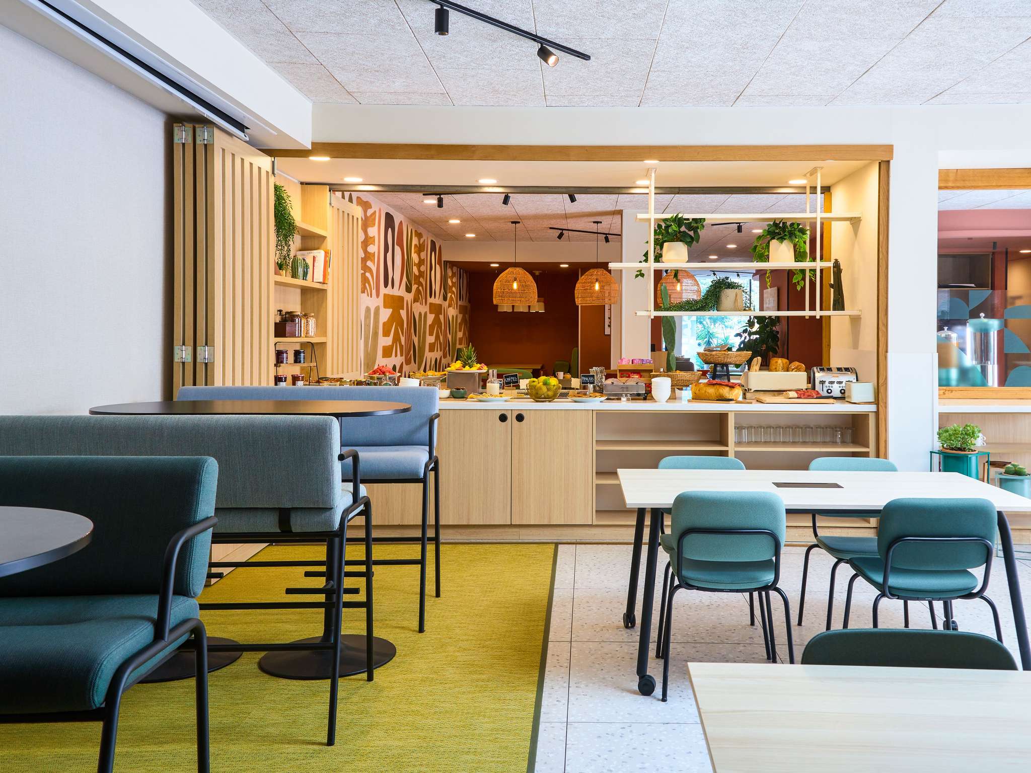 Odoo • Text and Image