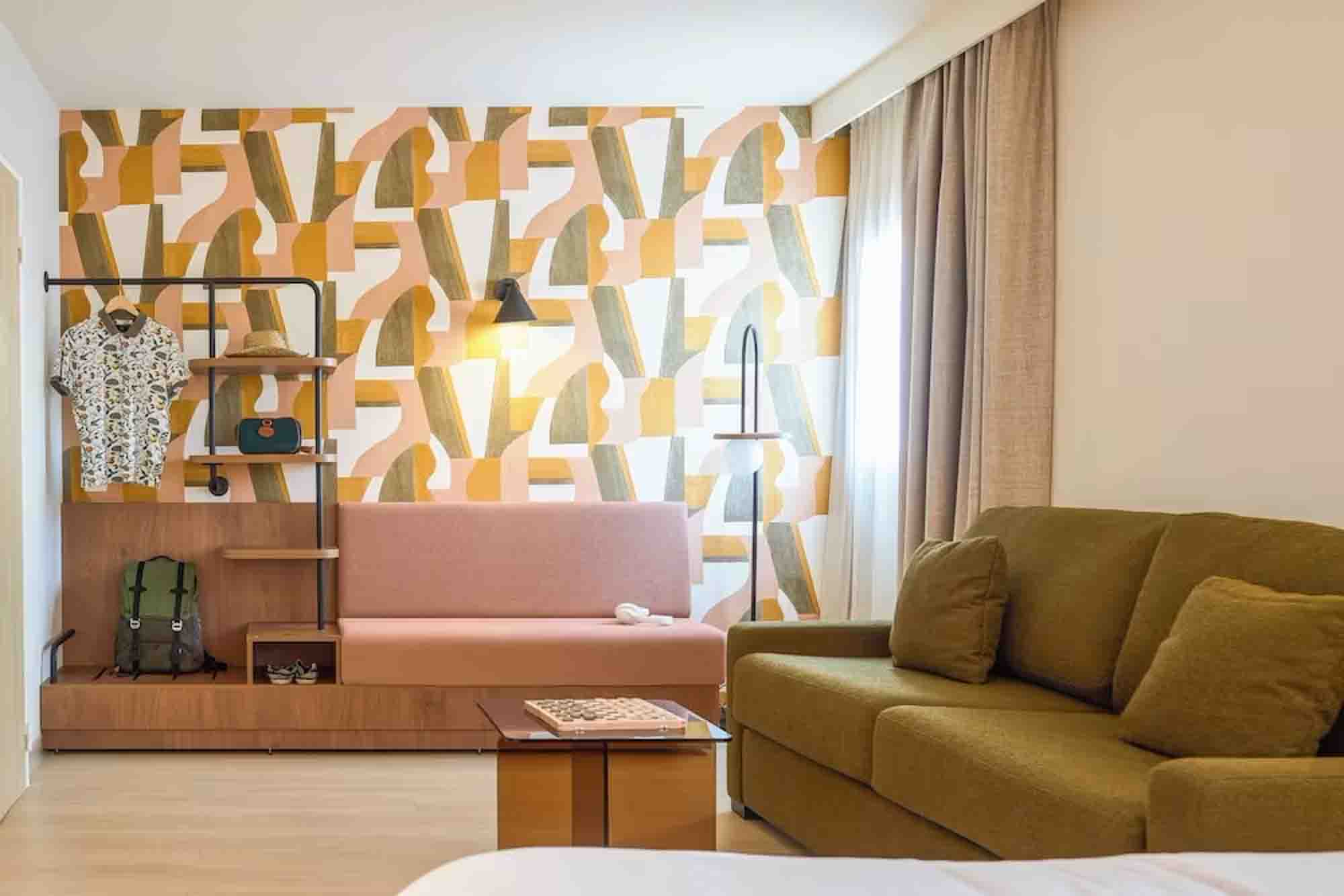 Odoo • A picture with a caption