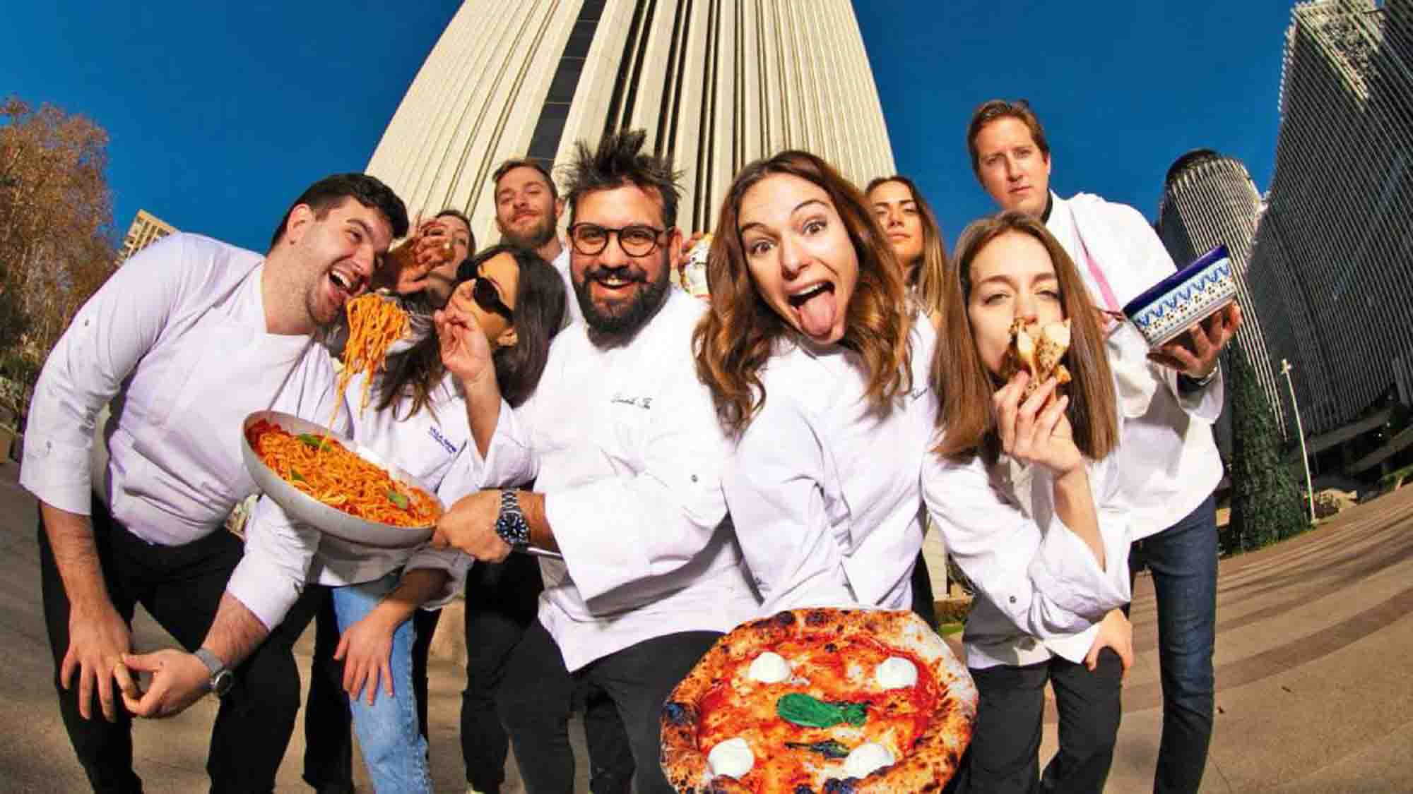 Odoo • A picture with a caption