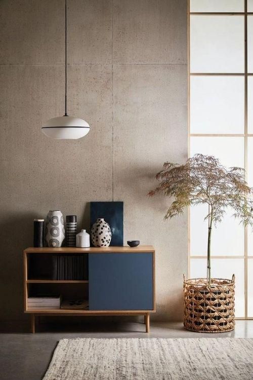 Un mélange harmonieux et élégant entre style scandinave et esprit japonais, la tendance Japandi offre une nouvelle impulsion à la décoration.