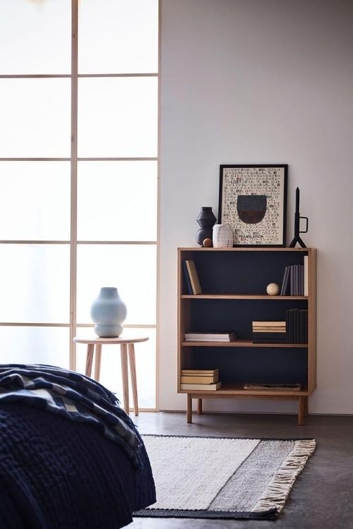 Un mélange harmonieux et élégant entre style scandinave et esprit japonais, la tendance Japandi offre une nouvelle impulsion à la décoration.