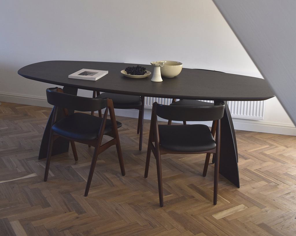Table Forme ovale danois en chêne massif pieds bois Bel Air 4