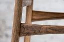 Chaise artisanale Scandinave avec assise tapissée 7