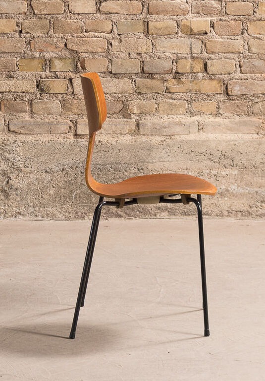 Chaise Hammer 2