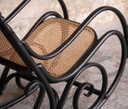Rocking chair en bois et cannage 2
