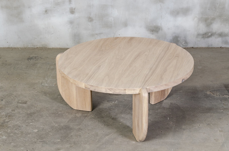 Table basse Sabi en chêne massif 1