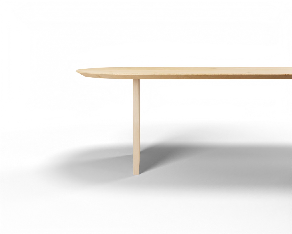 Table Forme langue de chat en chêne massif pieds César 1