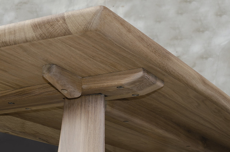 Table Wabi en chêne massif 3