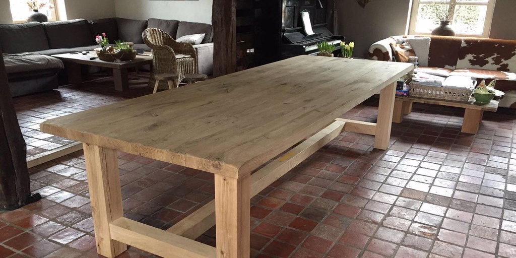 Table Cassis pieds H bois 2