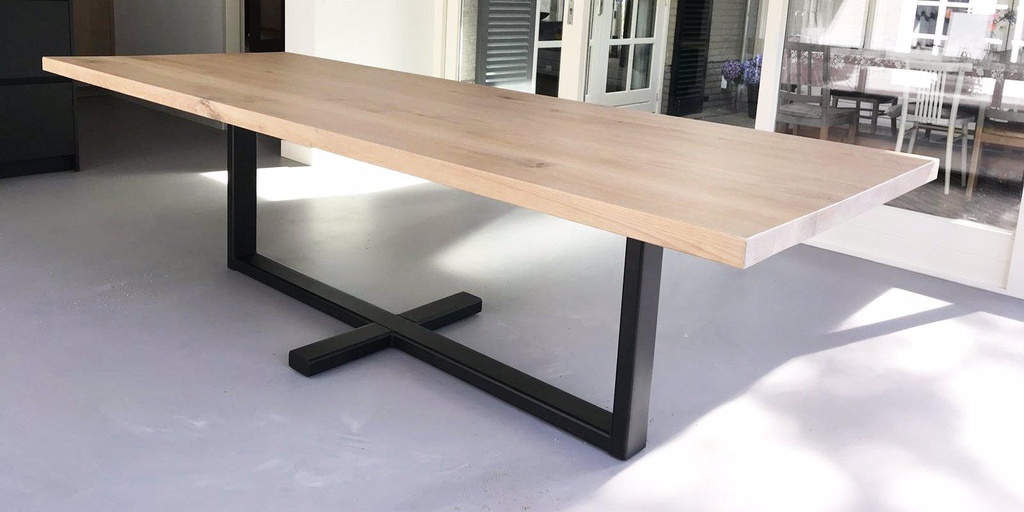 Table Cassis pieds arles 2