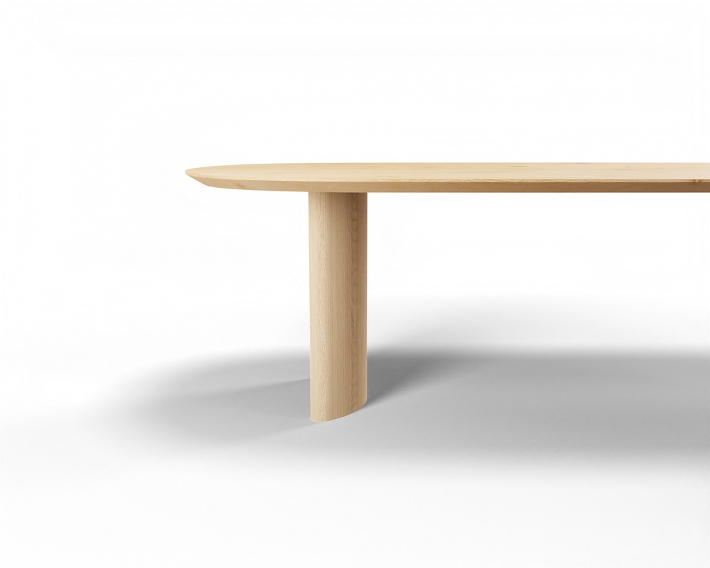 Table Forme langue de chat en chêne massif pieds Céline