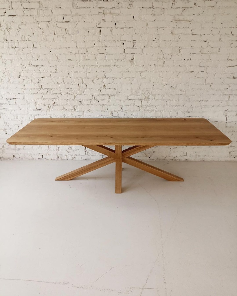 Table Mathilde en chêne massif